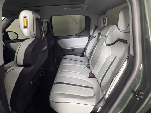 Used 2025 Rivian R1T Adventure AWD/4WD image 22