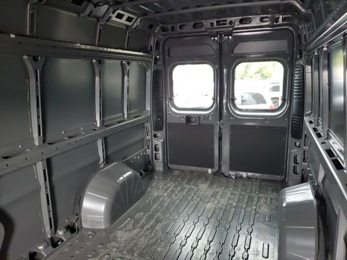 Used 2025 RAM ProMaster 3500 w/ Quick Order Package 22G SLT image 22