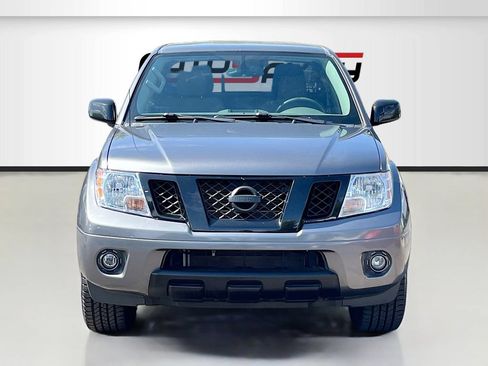 Used 2021 Nissan Frontier SV w/ Midnight Edition Floor Mats RWD image 2