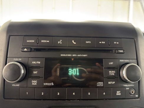Used 2012 Jeep Wrangler Unlimited Sport AWD/4WD image 21
