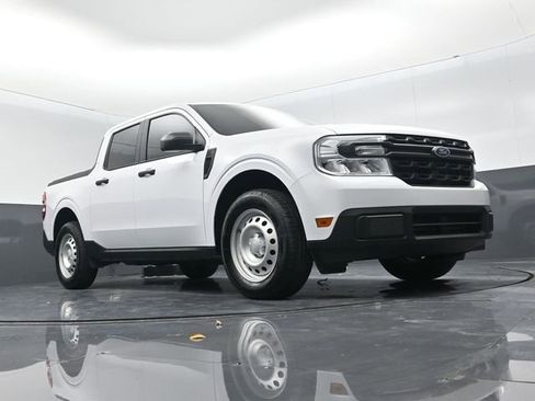 Certified 2024 Ford Maverick XL w/ Equipment Group 100A Standard image 17