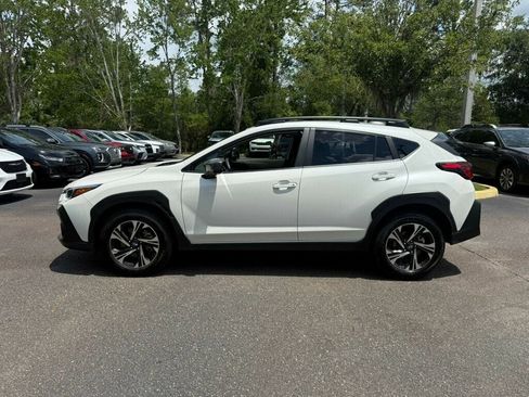 Used 2025 Subaru Crosstrek 2.0i Premium AWD/4WD image 2