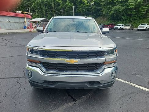 Used 2017 Chevrolet Silverado 1500 LT w/ All Star Edition AWD/4WD image 4