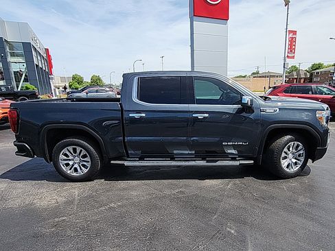 Used 2021 GMC Sierra 1500 Denali w/ Driver Alert Package II AWD/4WD image 8