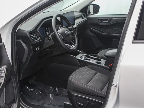 Used 2023 Ford Escape Active w/ Tech Pack #1 AWD/4WD image 15