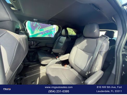 Used 2024 Toyota Sienna XLE Woodland Edition AWD/4WD image 16