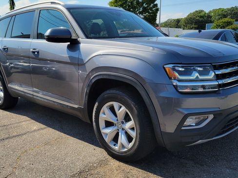 Used 2018 Volkswagen Atlas SEL FWD image 6