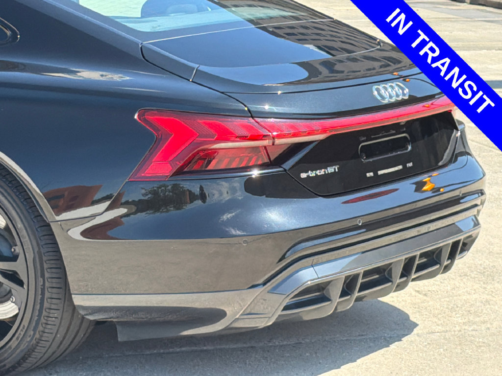 Used 2022 Audi e-tron GT Premium Plus AWD/4WD image 6