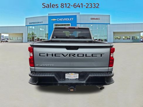 Used 2024 Chevrolet Silverado 2500 W/T w/ WT Convenience Package image 6