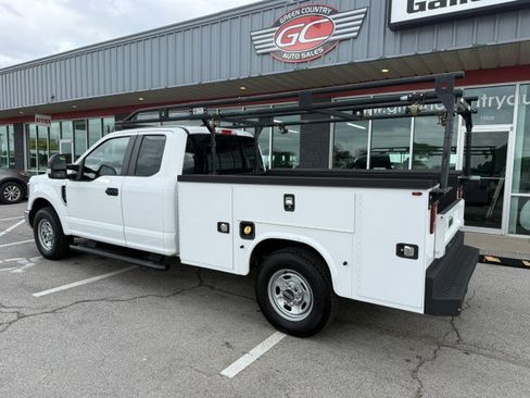 Used 2019 Ford F250 XL w/ XL Value Package RWD image 4