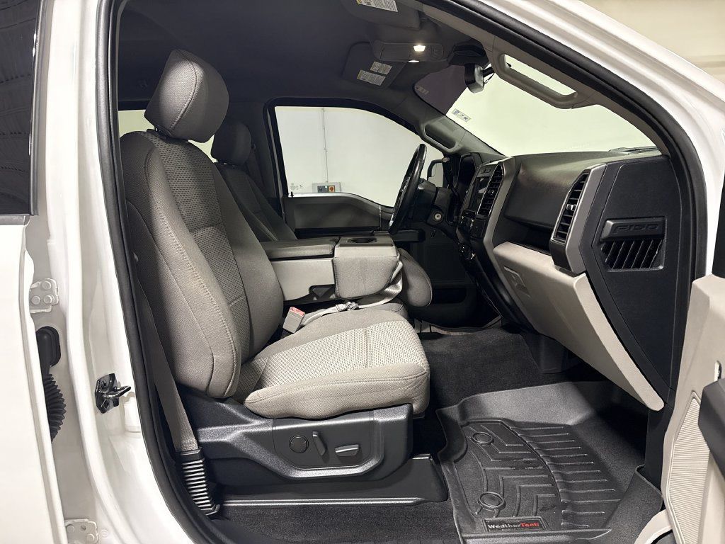 Used 2020 Ford F150 XLT w/ Equipment Group 302A Luxury AWD/4WD image 22