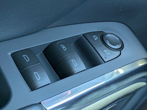 New 2026 Chevrolet Traverse LT image 16