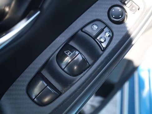 Used 2020 Nissan Sentra SV FWD image 13
