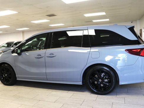 Used 2024 Honda Odyssey Sport image 12
