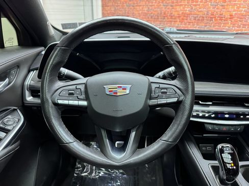 Used 2024 Cadillac XT4 Sport w/ Active Safety Package AWD/4WD image 15