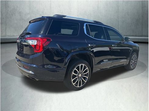 Used 2022 GMC Acadia Denali FWD image 6