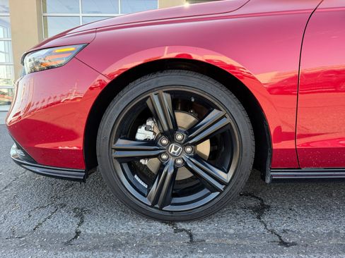 Used 2024 Honda Accord Sport image 25
