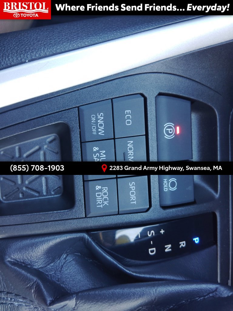Used 2021 Toyota RAV4 XLE w/ Convenience Package AWD/4WD image 28