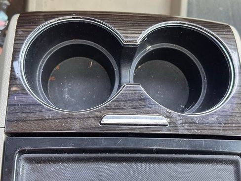 Used 2015 Toyota Sienna XLE image 35