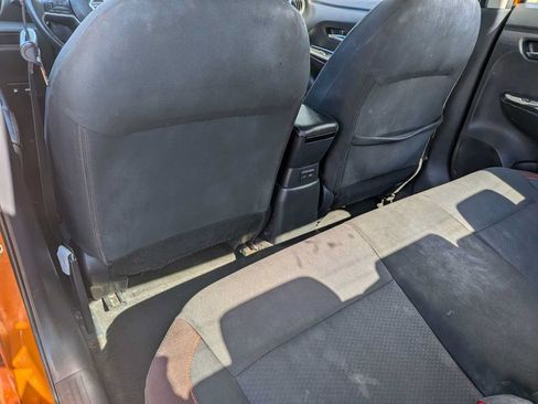 Used 2021 Nissan Versa SR FWD image 16