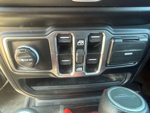 Used 2020 Jeep Gladiator Sport w/ Quick Order Package 24S AWD/4WD image 26