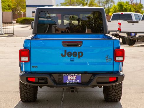 Used 2022 Jeep Gladiator Sport AWD/4WD image 6