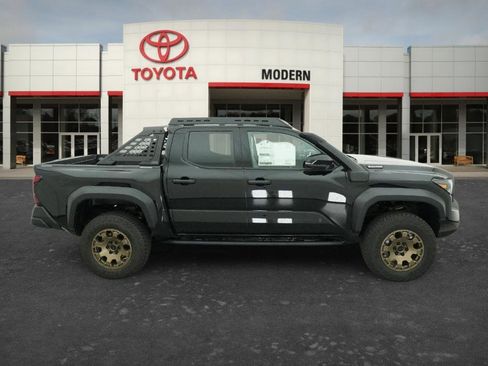 New 2026 Toyota Tacoma 4x4 Double Cab Hybrid image 2