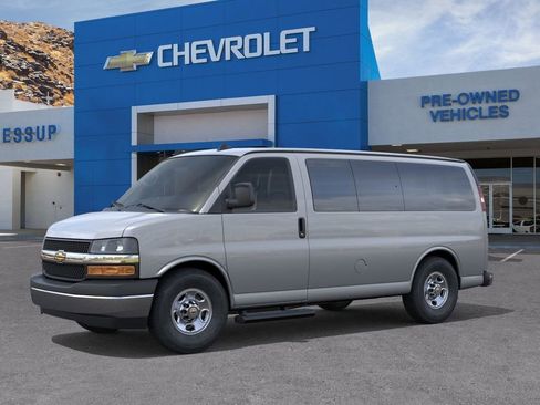 New 2026 Chevrolet Express 2500 LT image 2