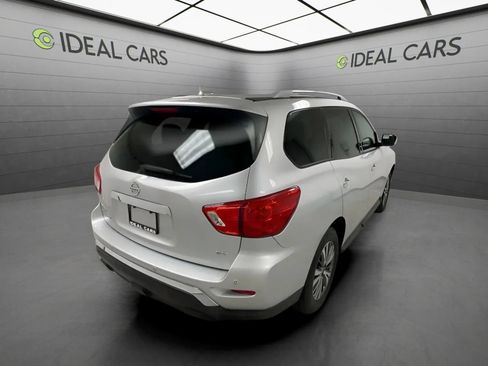 Used 2020 Nissan Pathfinder SV FWD image 3
