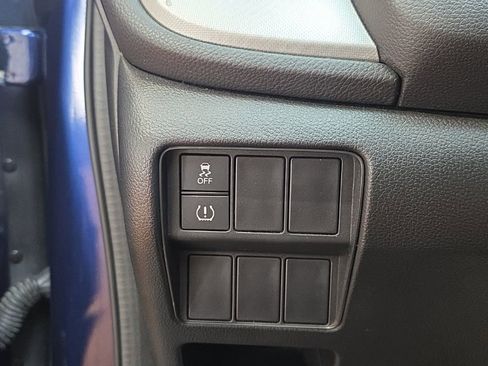 Used 2019 Honda CR-V LX image 22