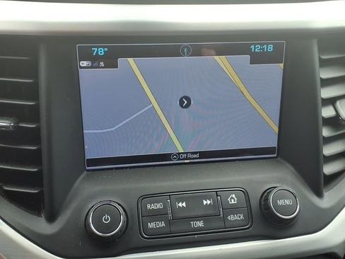 Used 2019 GMC Acadia SLT w/ LPO, Cargo Package FWD image 4