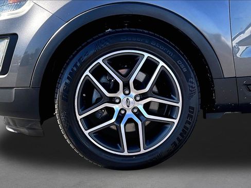 Used 2016 Ford Explorer Sport w/ Equipment Group 401A AWD/4WD image 6