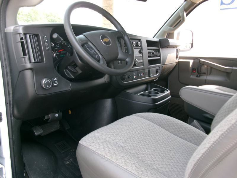 Used 2025 Chevrolet Express 3500 LT w/ LT Preferred Equipment Group RWD image 9