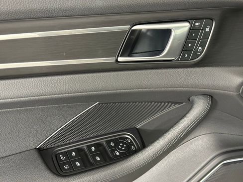 Used 2023 Porsche Panamera 4 Platinum Edition w/ Smoking Package image 41