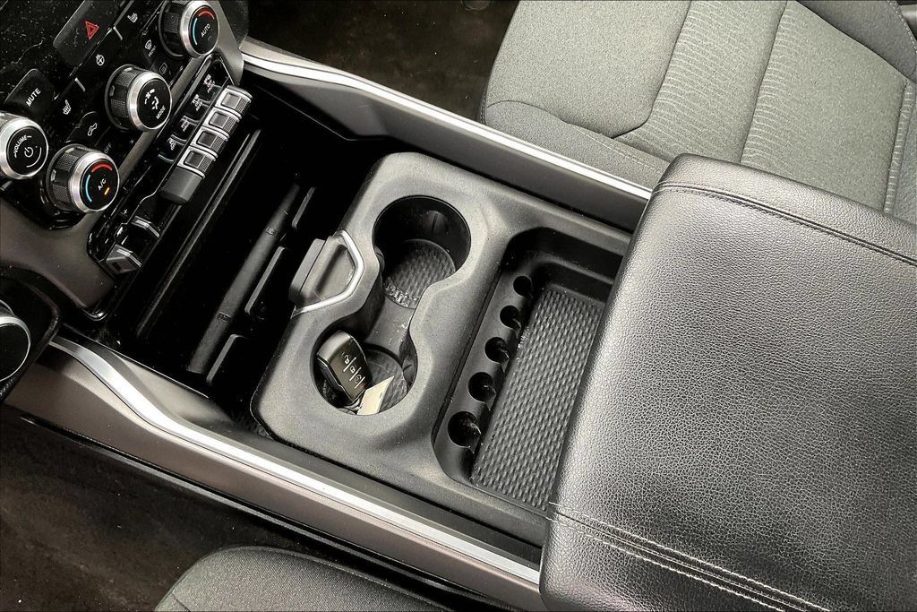 Used 2022 RAM 1500 Big Horn AWD/4WD image 18