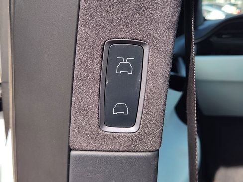 Used 2020 Tesla Model X Long Range image 36