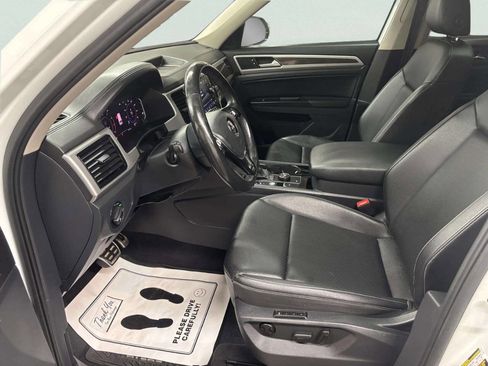 Used 2019 Volkswagen Atlas SEL R-Line AWD/4WD image 15