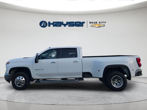 Certified 2025 Chevrolet Silverado 3500 LTZ w/ LTZ Convenience Package AWD/4WD image 6