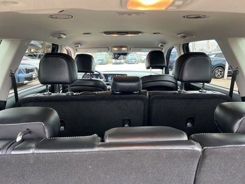 Certified 2024 Kia Telluride LX image 13