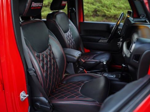 Used 2014 Jeep Wrangler Unlimited Sport w/ Quick Order Package 24S image 23