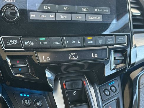 Used 2019 Honda Odyssey Elite image 20