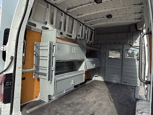 Used 2014 Nissan NV 2500 SV w/ Side & Curtain Airbag Package image 22