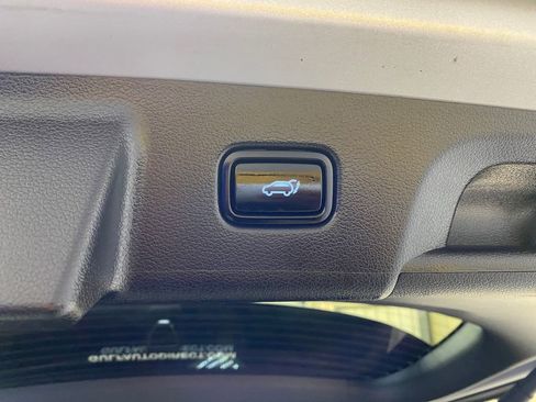 Used 2025 Hyundai Palisade Calligraphy AWD/4WD image 34