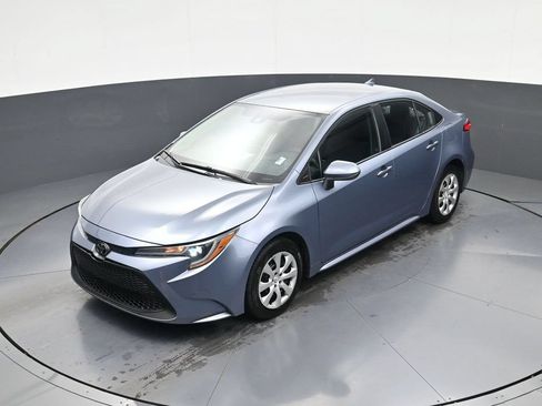 Used 2022 Toyota Corolla LE w/ Carpet Mat Package (TMS) FWD image 29
