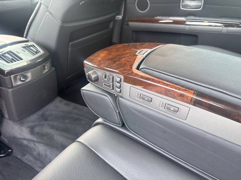 Used 2004 BMW 760Li RWD image 15