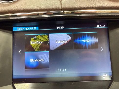 Used 2017 Jaguar XJ L Portfolio image 34