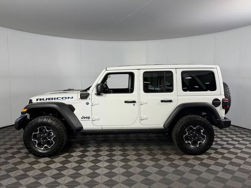 Used 2023 Jeep Wrangler Unlimited Rubicon 4xe w/ Cold Weather Group AWD/4WD image 11