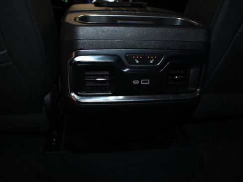 Used 2024 Chevrolet Silverado 2500 High Country w/ High Country Premium Package AWD/4WD image 24