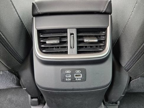 Used 2025 Subaru Legacy Premium AWD/4WD image 16