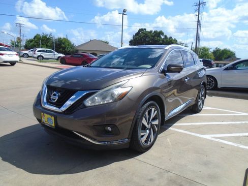 Used 2015 Nissan Murano Platinum w/ Platinum Technology Package FWD image 3